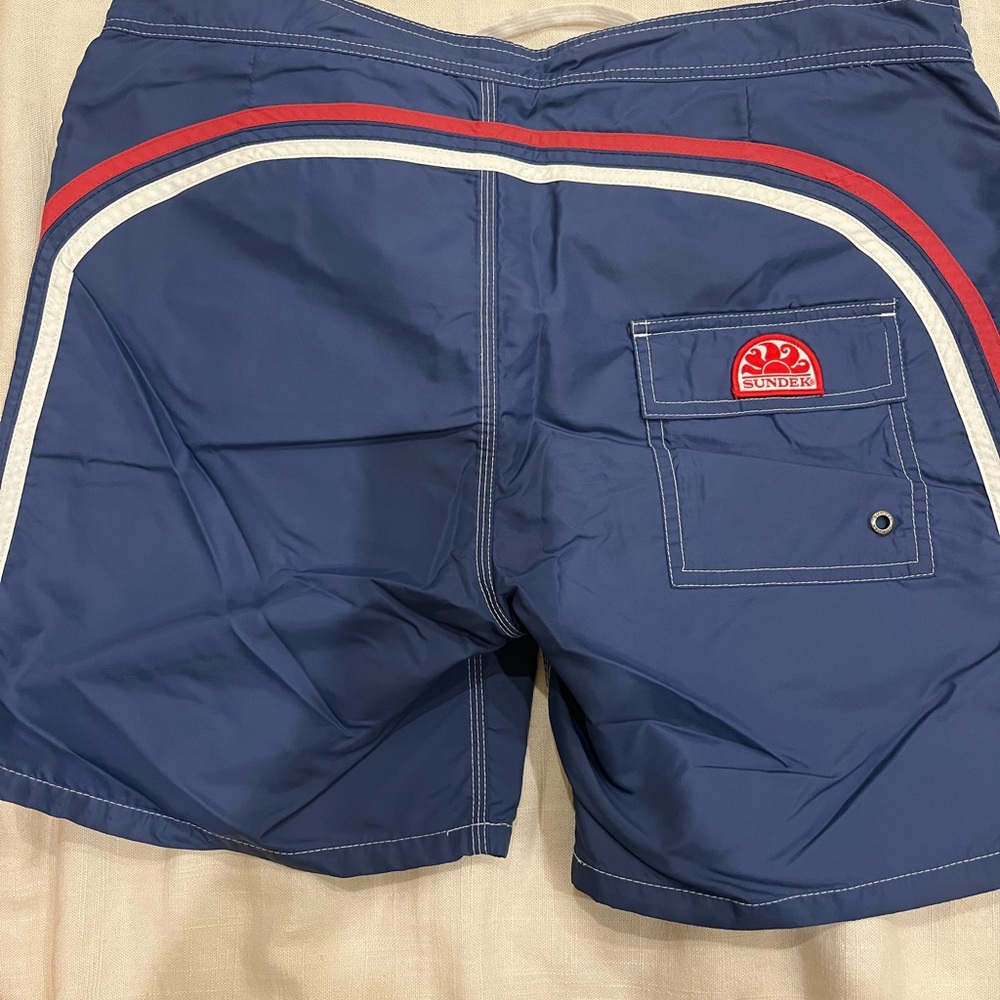 Men’s SUNDEK navy swimsuit - M